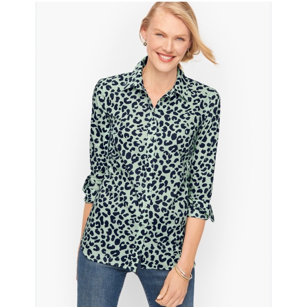 Talbots Button Down Shirt Womens Medium Mint Green Navy Blue Animal Print Cotton